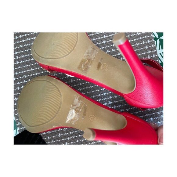 Anne Michelle Red Strappy Heels Pumps Open Toe Sz 8.5 - Picture 9 of 10